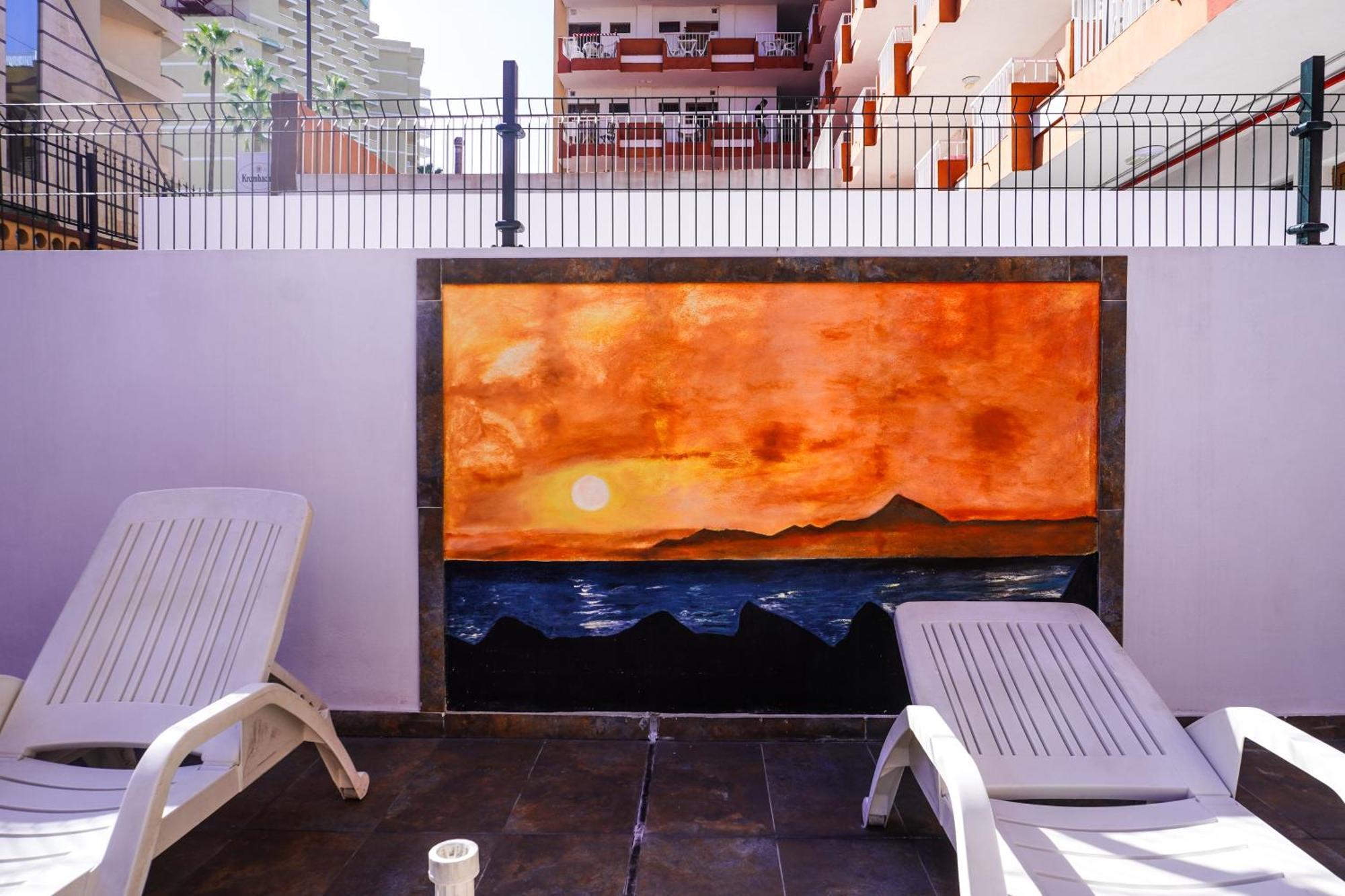 Modern Studio Close To The Beach With Pool Puerto de la Cruz  Bagian luar foto
